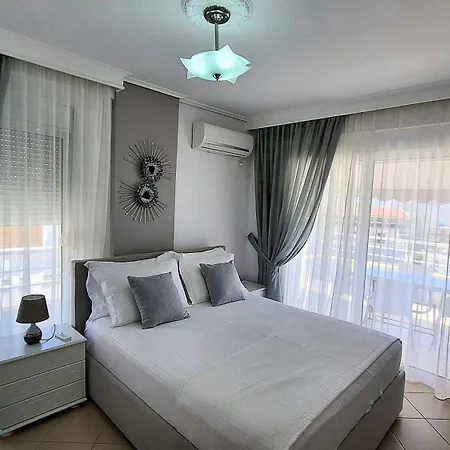Sarandaofficial Apartman *